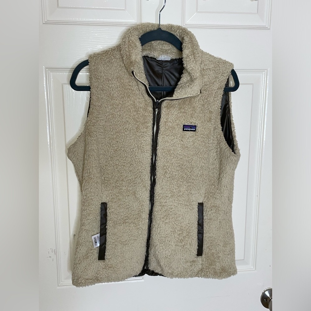 Patagonia reversible Women's Los Gatos Vest Color: Drifter Tan  Size: Large‌‌‌‍‍ - Picture 9 of 11